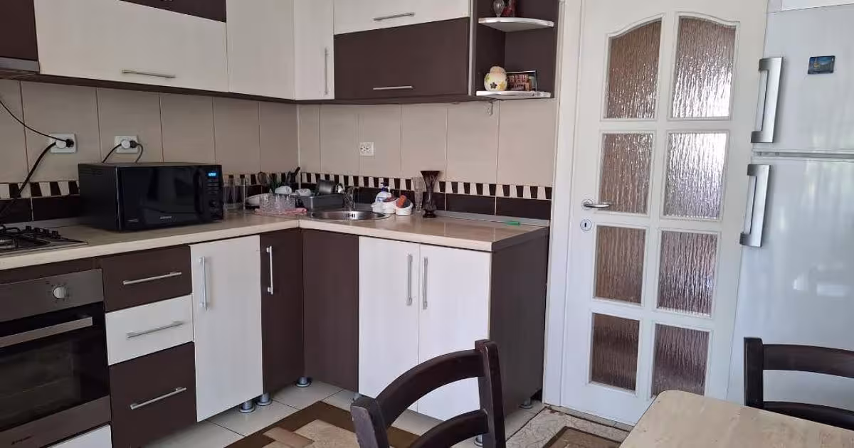 Apartament decomandat cu 3 camere în zona Central, Alba Iulia