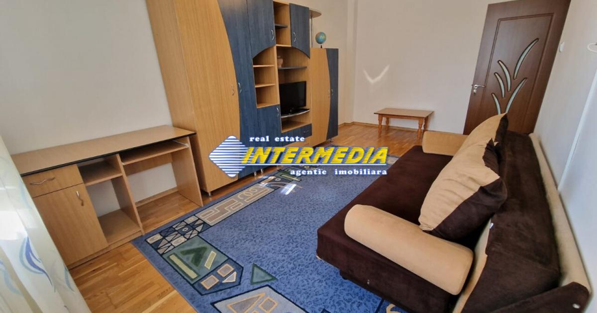 Apartament decomandat cu 2 camere în zona Central, Alba Iulia