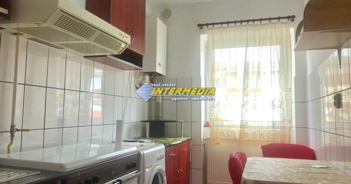Apartament decomandat cu 2 camere în zona Cetate, Alba Iulia preț 1.500 $ / lună