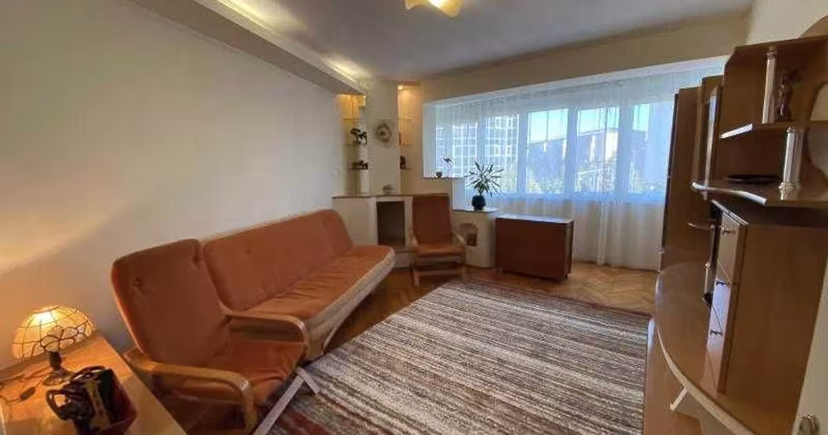 Apartament semidecomandat cu 3 camere în zona Cetate, Alba Iulia