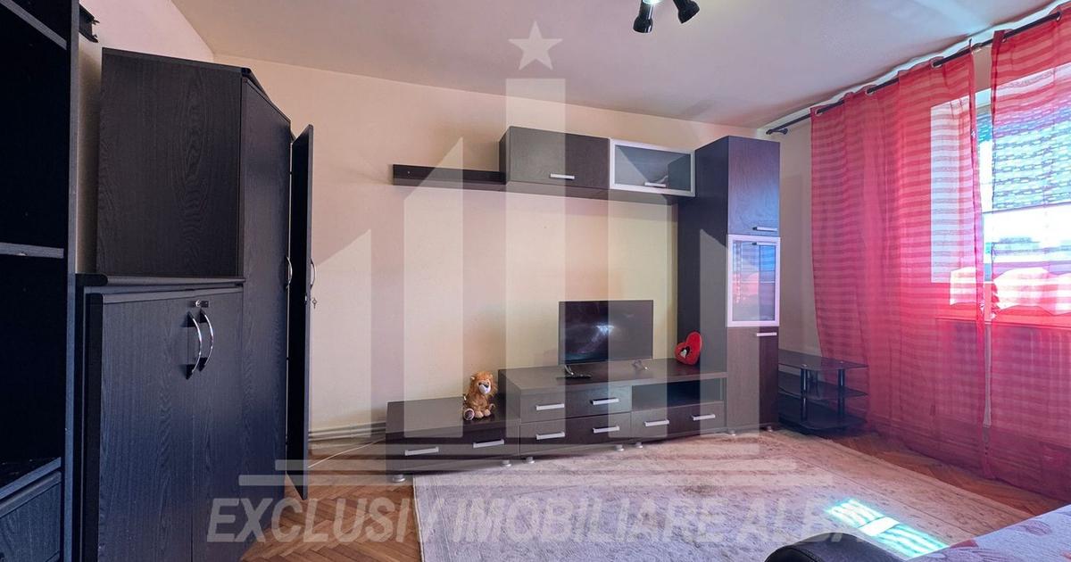 Apartament decomandat cu 3 camere în zona Cetate, Alba Iulia