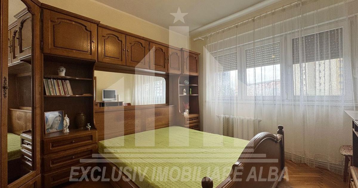Apartament decomandat cu 3 camere în zona Cetate, Alba Iulia