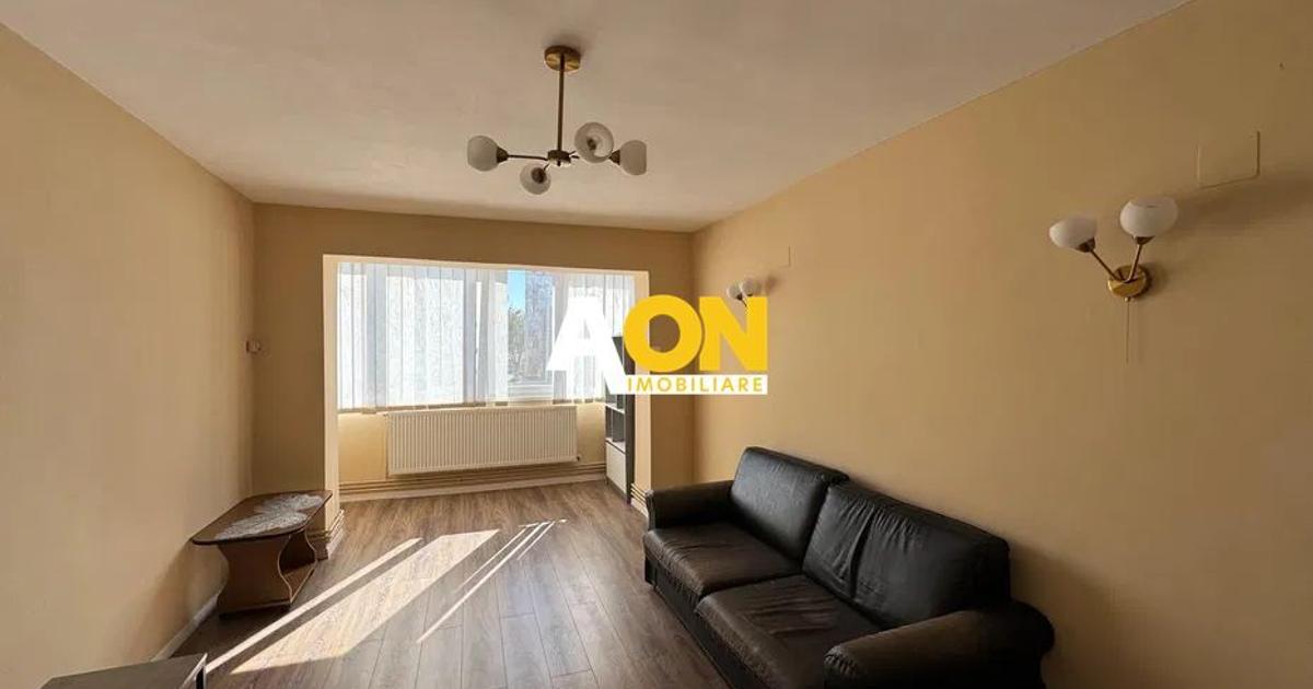 Apartament semidecomandat cu 3 camere în zona Cetate, Alba Iulia