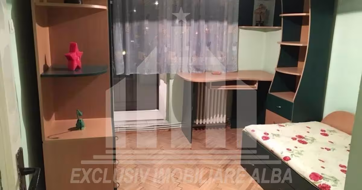 Apartament decomandat cu 4 camere în zona Cetate, Alba Iulia