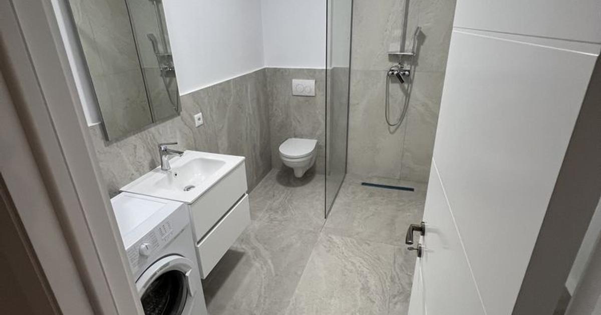 Apartament decomandat cu 2 camere în zona Exterior Est, Alba Iulia