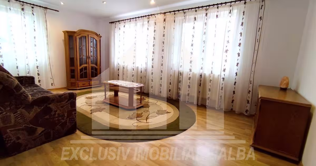 Apartament decomandat cu 3 camere în zona Micești, Alba Iulia