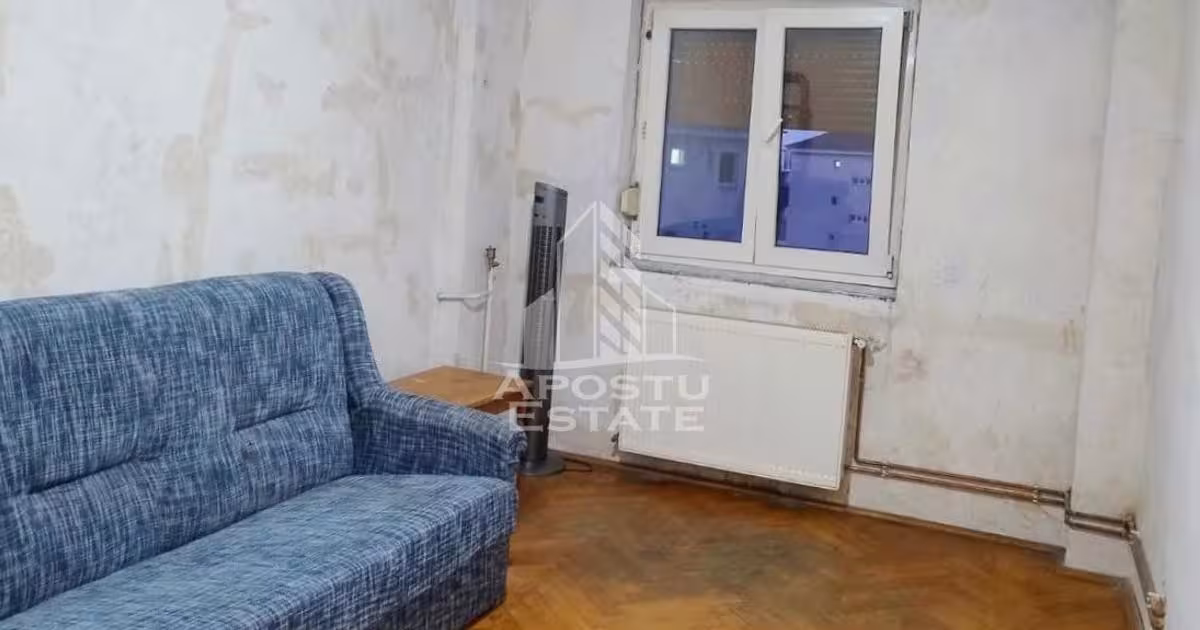 Apartament decomandat cu 3 camere în zona Alfa, Arad