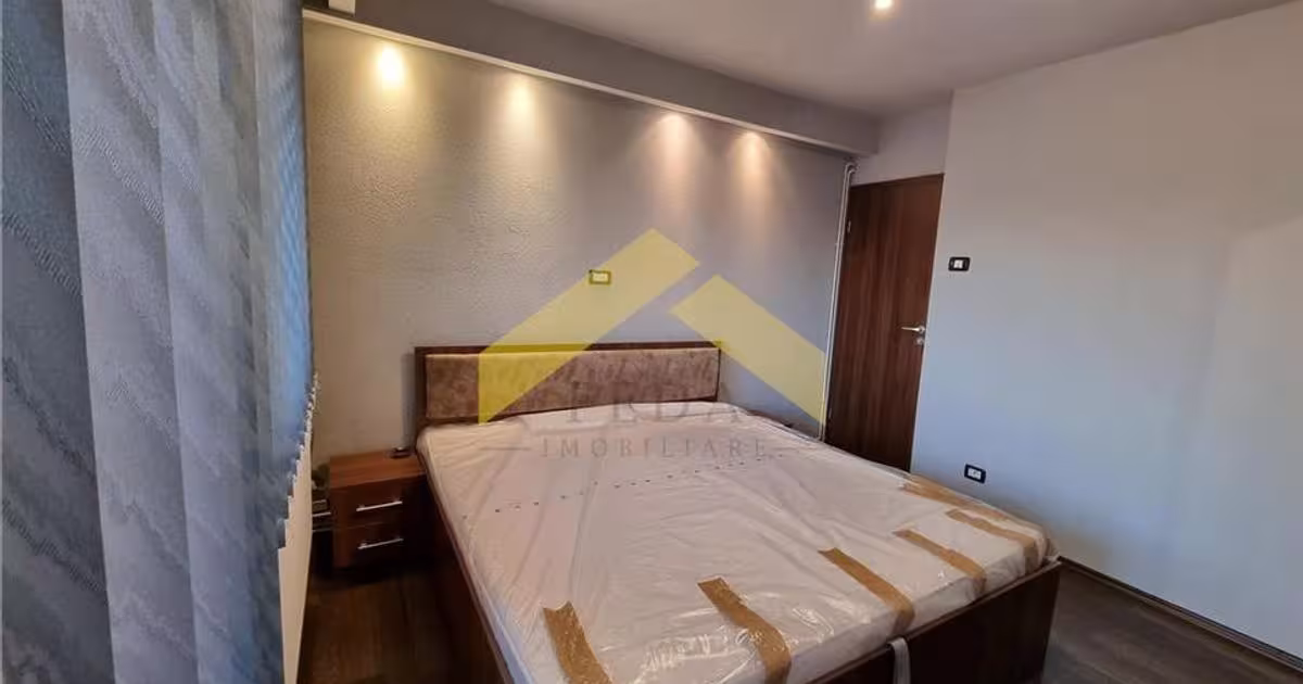 Apartament decomandat cu 3 camere în zona Aradul Nou, Arad