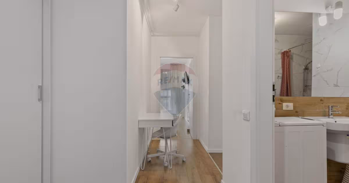 Apartament decomandat cu 2 camere în zona Aurel Vlaicu, Arad