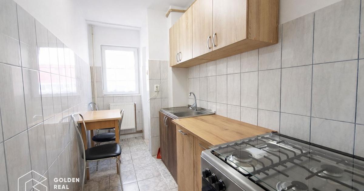 Apartament semidecomandat cu 2 camere în zona Aurel Vlaicu, Arad