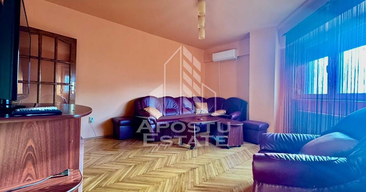 Apartament decomandat cu 2 camere în zona Aurel Vlaicu, Arad