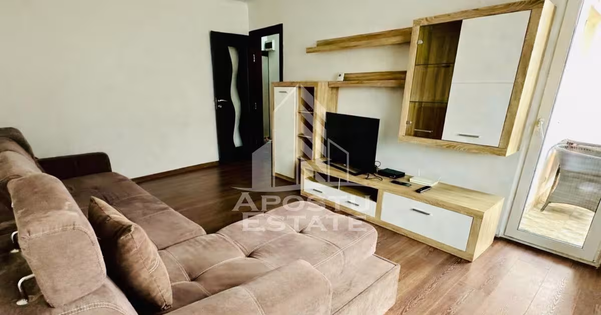 Apartament semidecomandat cu 2 camere în zona Banu Mărăcine, Arad