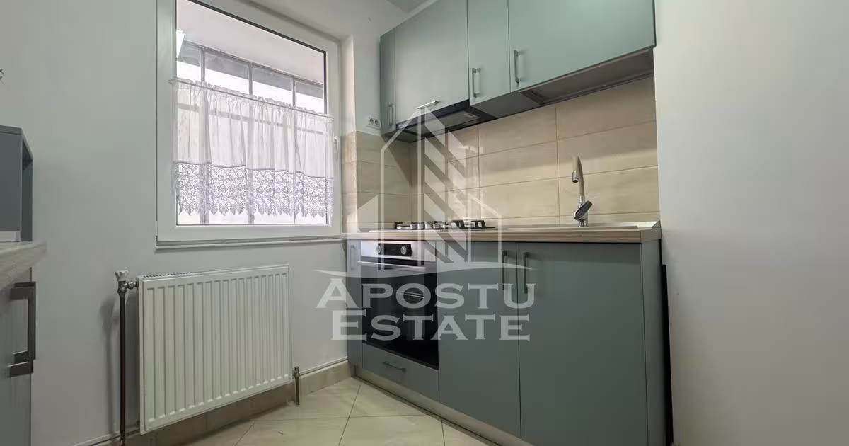 Apartament semidecomandat cu 2 camere în zona Central, Arad