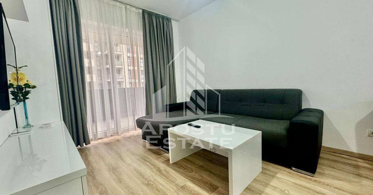 Apartament decomandat cu 2 camere în zona Central, Arad