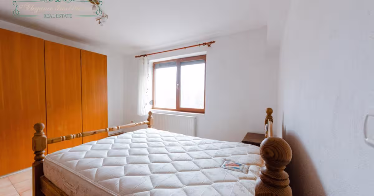 Apartament semidecomandat cu 3 camere în zona Fortuna, Arad