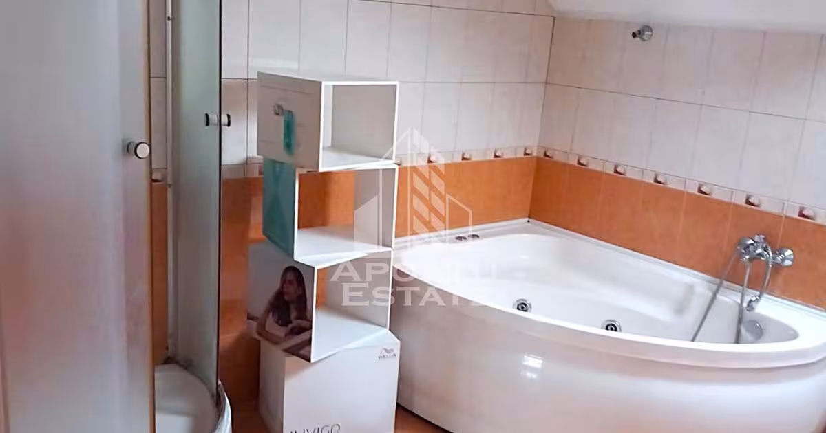 Apartament decomandat cu 3 camere în zona Grădiște, Arad