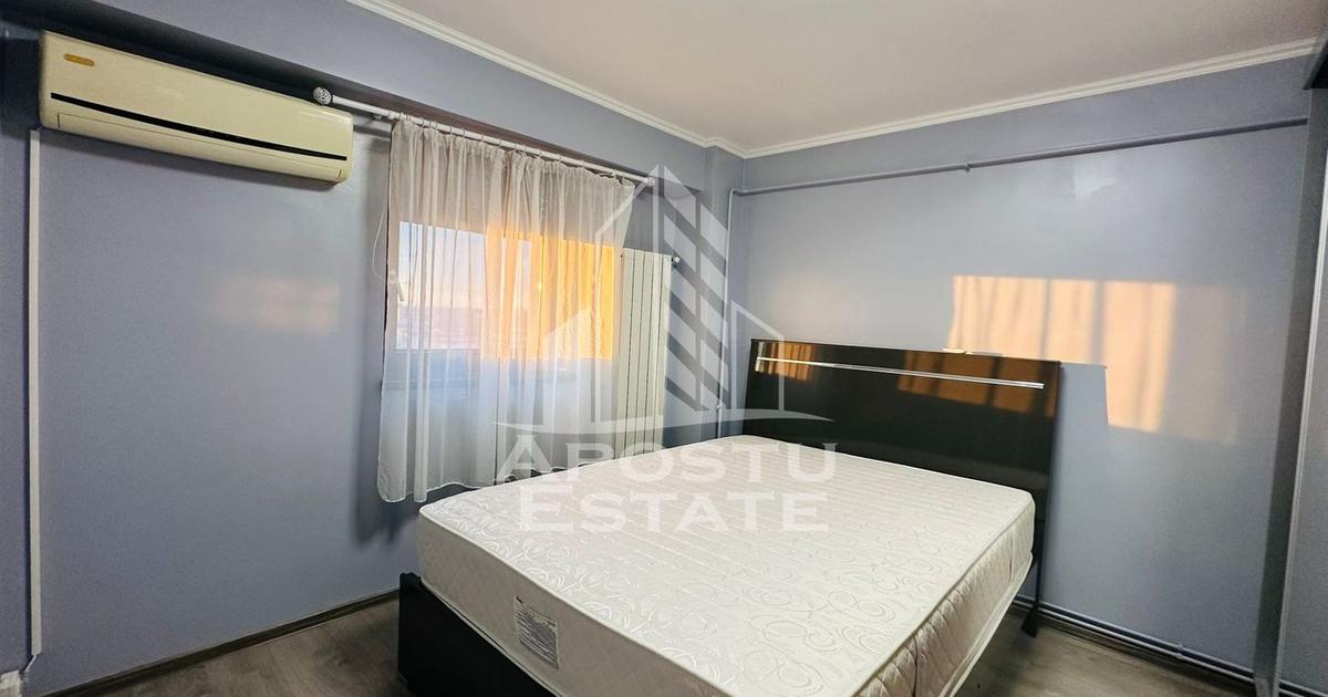 Apartament decomandat cu 2 camere în zona Intim, Arad