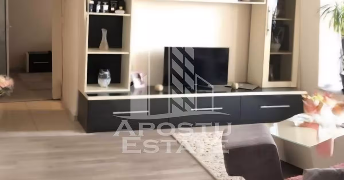 Apartament decomandat cu 2 camere în zona Miorița, Arad