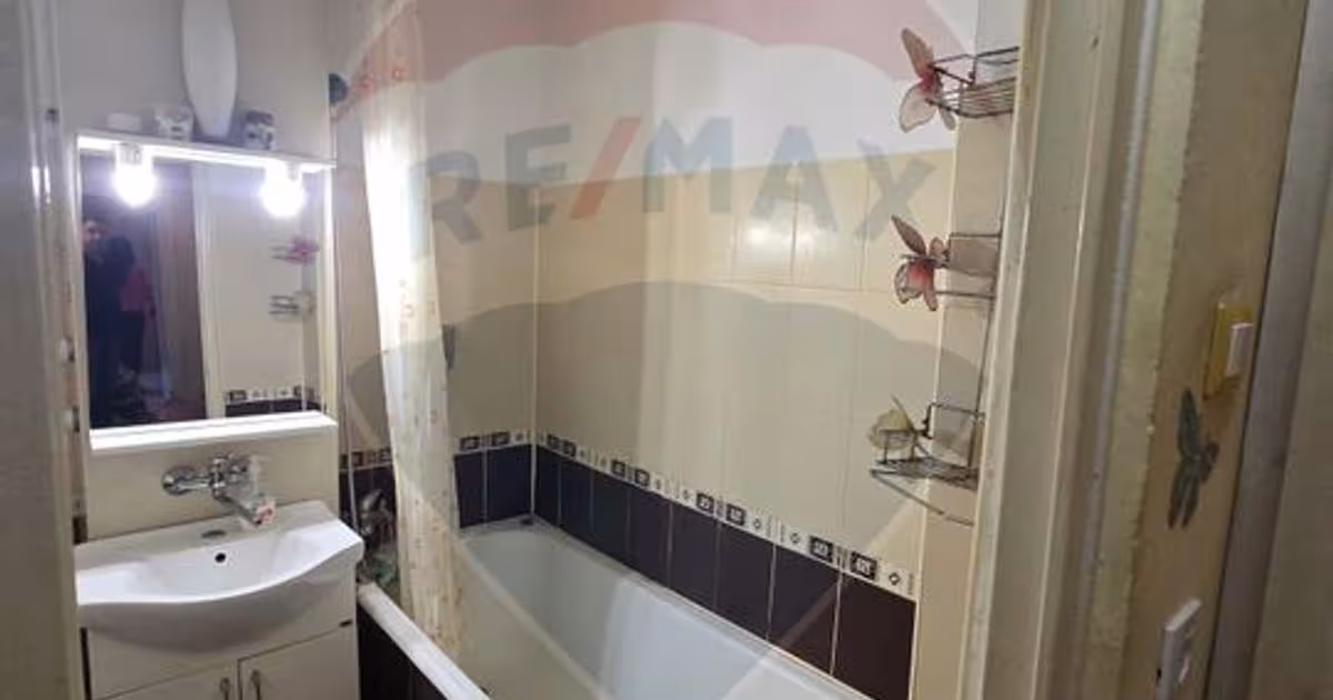 Apartament decomandat cu 2 camere în zona Miorița, Arad