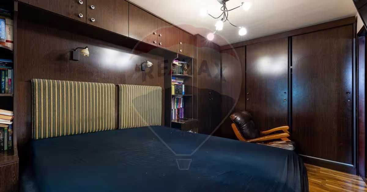 Apartament decomandat cu 3 camere în zona Podgoria, Arad