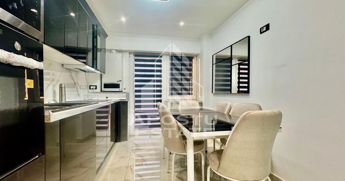 Apartament decomandat cu 3 camere în zona Podgoria, Arad