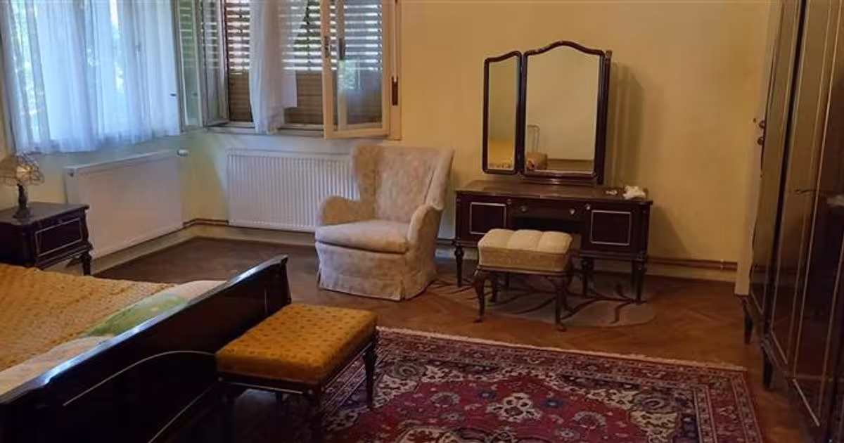 Apartament semidecomandat cu 3 camere în zona Ultracentral, Arad