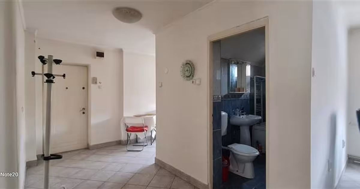 Apartament decomandat cu 2 camere în zona Ultracentral, Arad