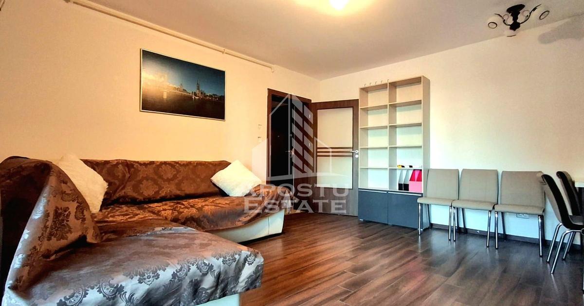 Apartament decomandat cu 3 camere în zona Ultracentral, Arad