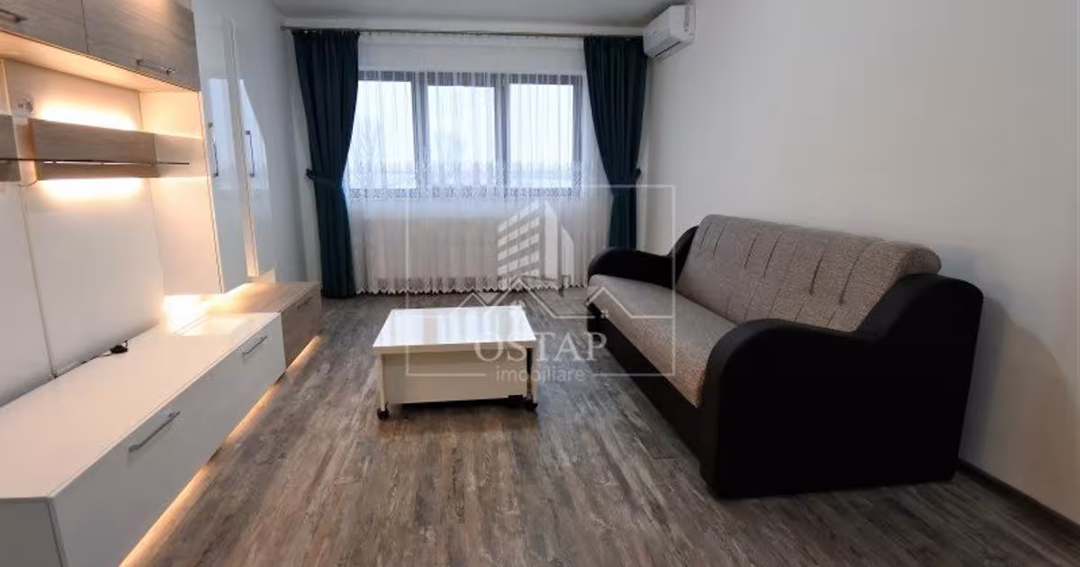Apartament decomandat cu 2 camere în zona Central, Bacău