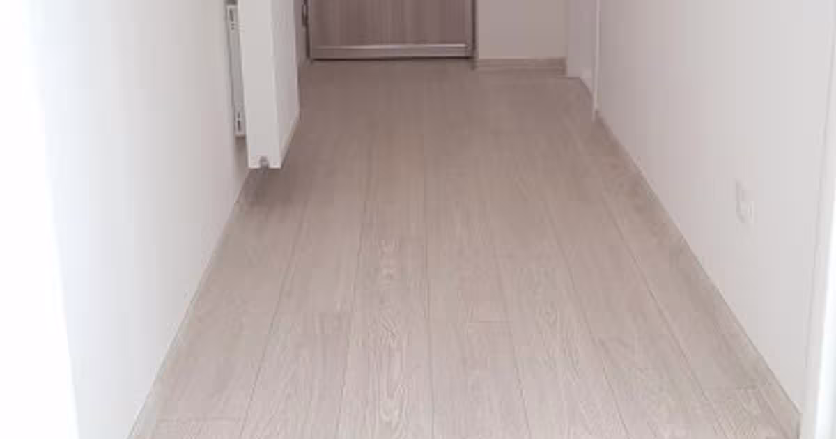 Apartament semidecomandat cu 2 camere în zona Central, Bacău