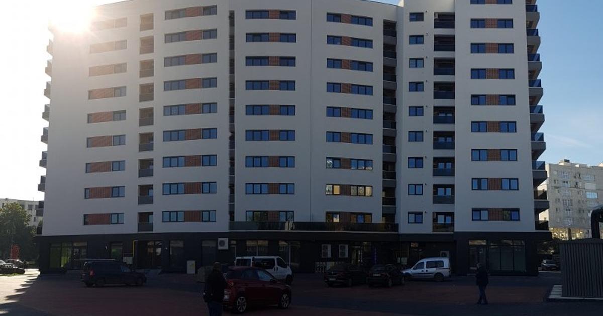 Apartament semidecomandat cu 2 camere în zona Central, Bacău