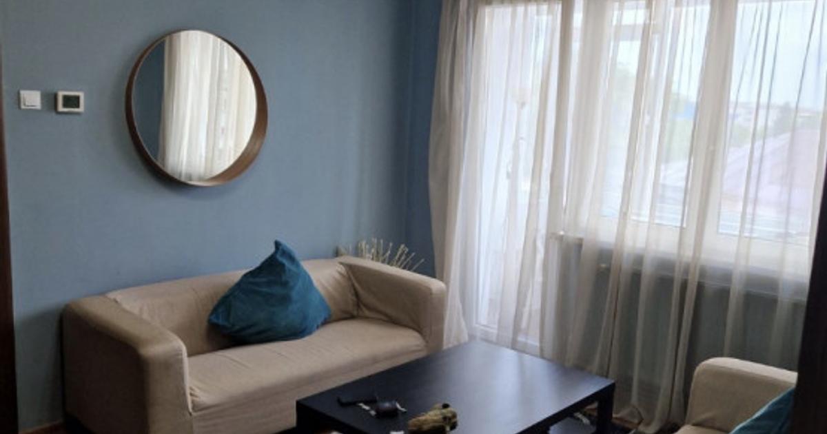 Apartament semidecomandat cu 3 camere în zona CFR, Bacău