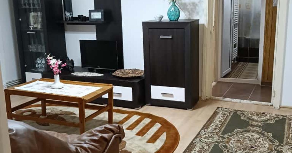 Apartament semidecomandat cu 2 camere în zona Narcisa, Bacău