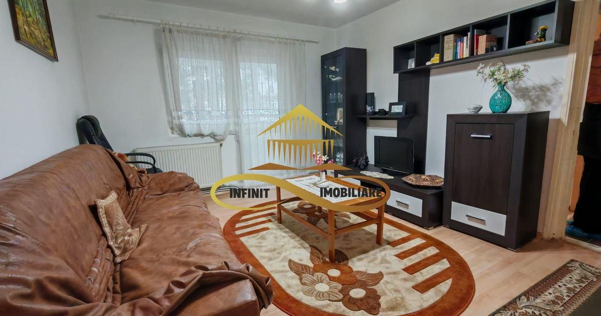 Apartament semidecomandat cu 3 camere în zona Narcisa, Bacău