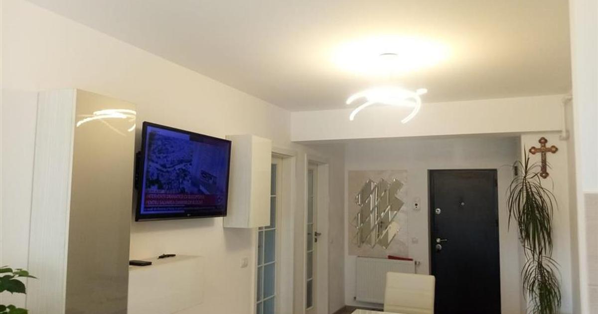 Apartament decomandat cu 2 camere în zona Nord, Bacău