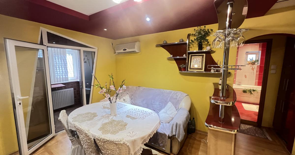 Apartament decomandat cu 3 camere în zona Nord, Bacău