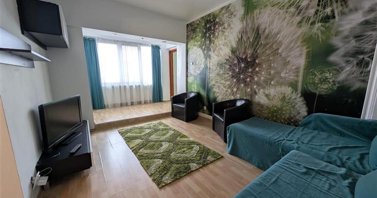 Apartament semidecomandat cu 3 camere în zona Ultracentral, Bacău