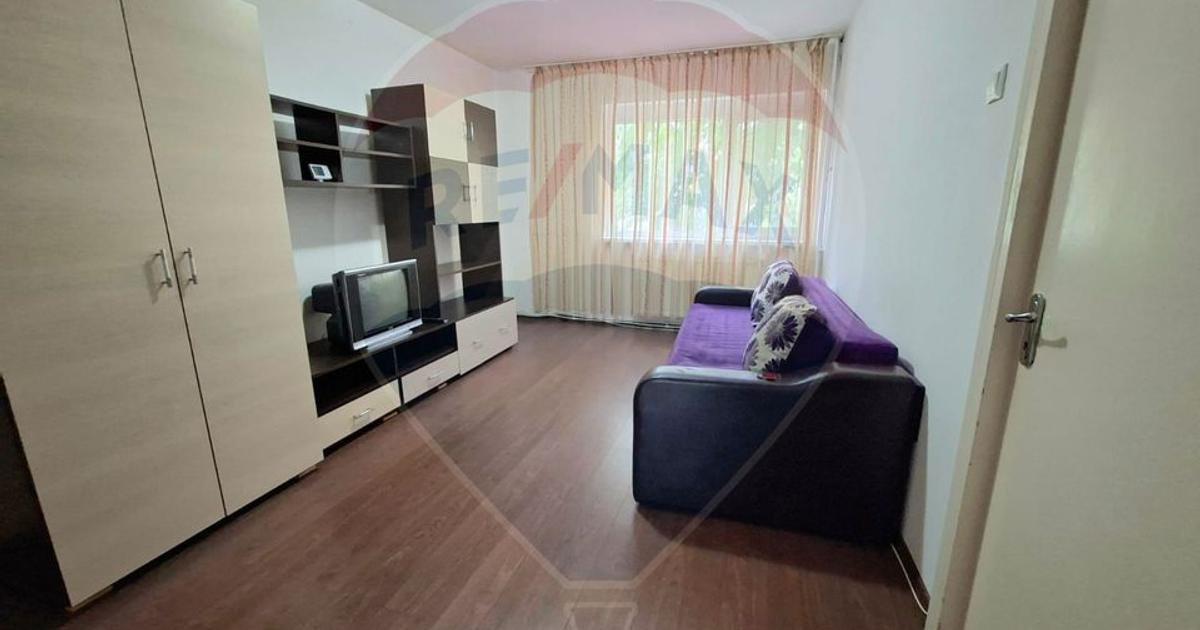Apartament semidecomandat cu 2 camere în zona Ultracentral, Bacău