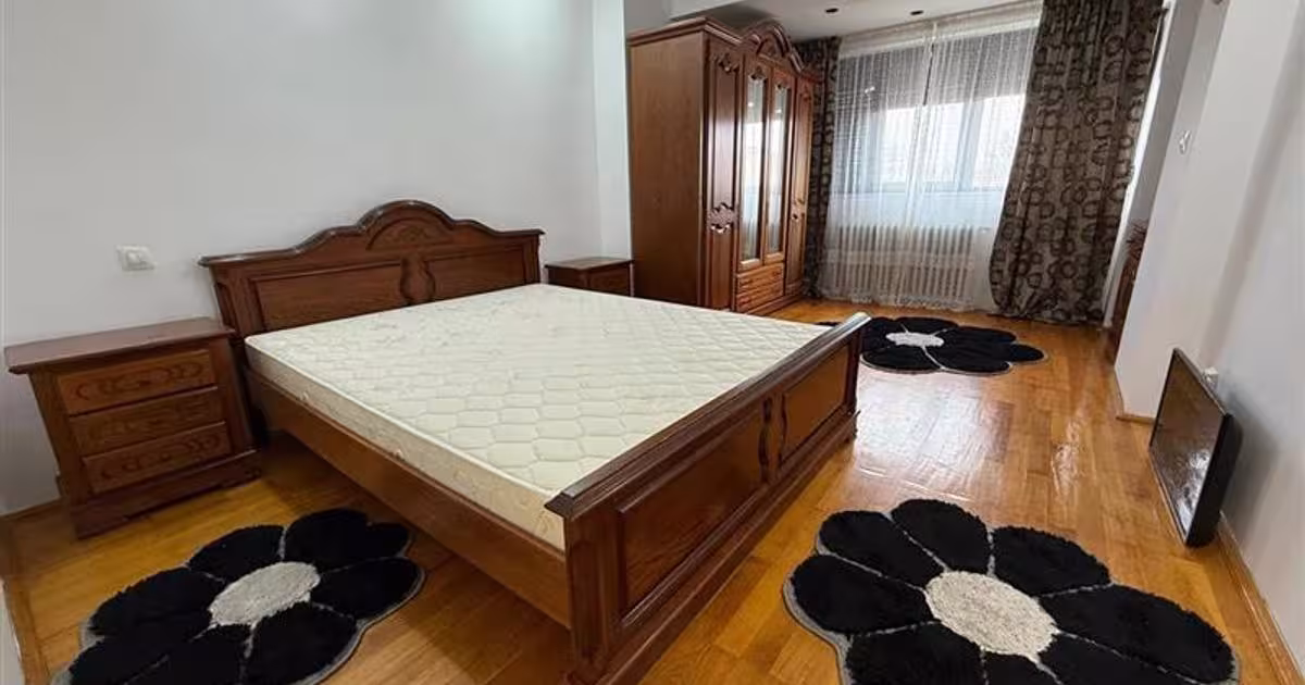 Apartament decomandat cu 3 camere în zona Unirii, Bacău
