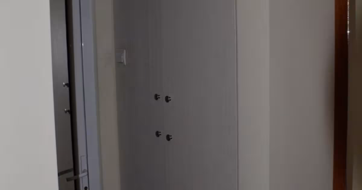 Apartament semidecomandat cu 2 camere în zona Zimbru, Bacău