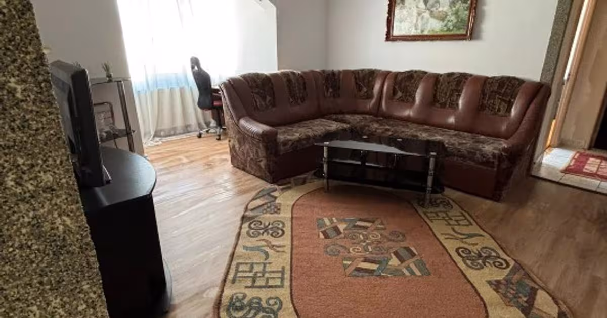Apartament semidecomandat cu 2 camere în zona Central, Baia Mare