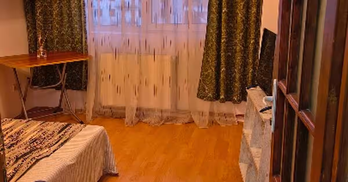 Apartament 45 mp cu 2 camere în zona Central, Băile Herculane