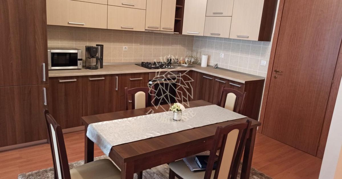 Apartament decomandat cu 3 camere în zona Sud, Bistrița