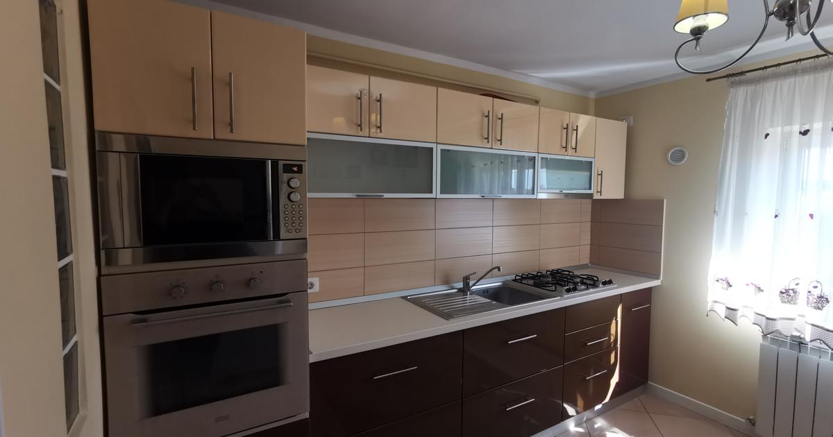 Apartament decomandat cu 3 camere în zona Central, Botoșani