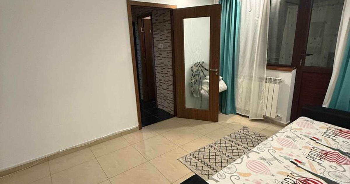 Apartament semidecomandat cu 3 camere în zona Viziru 1, Brăila