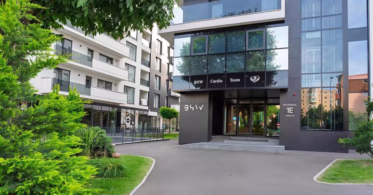 Apartament decomandat cu 2 camere în zona Central, Brașov