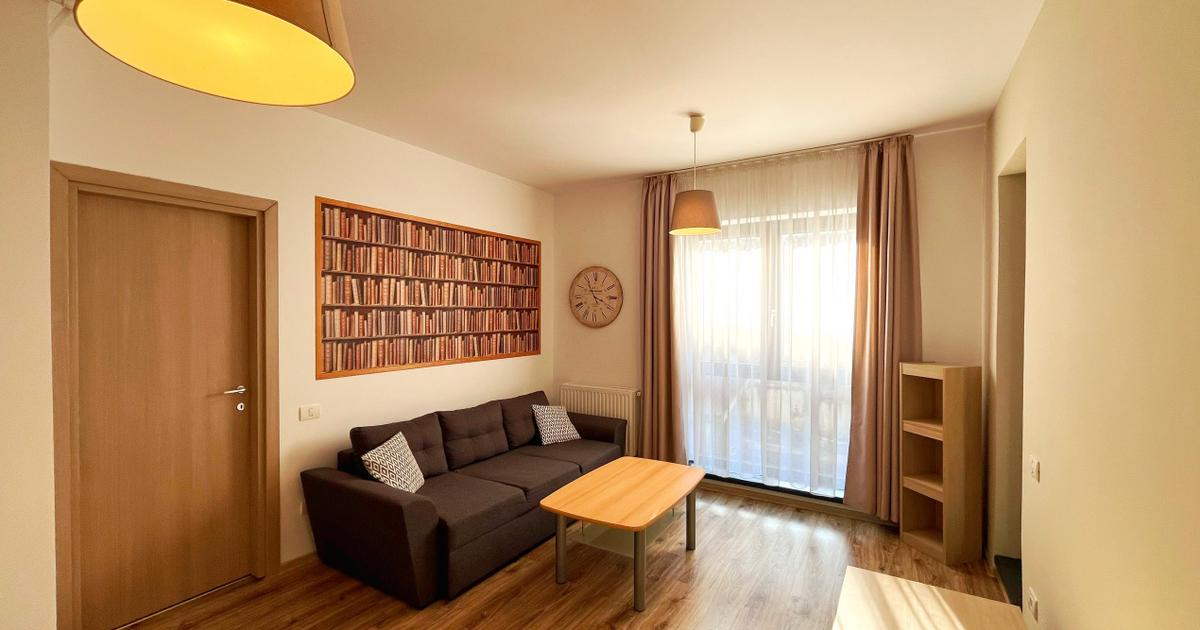Apartament decomandat cu 2 camere în zona Central, Brașov