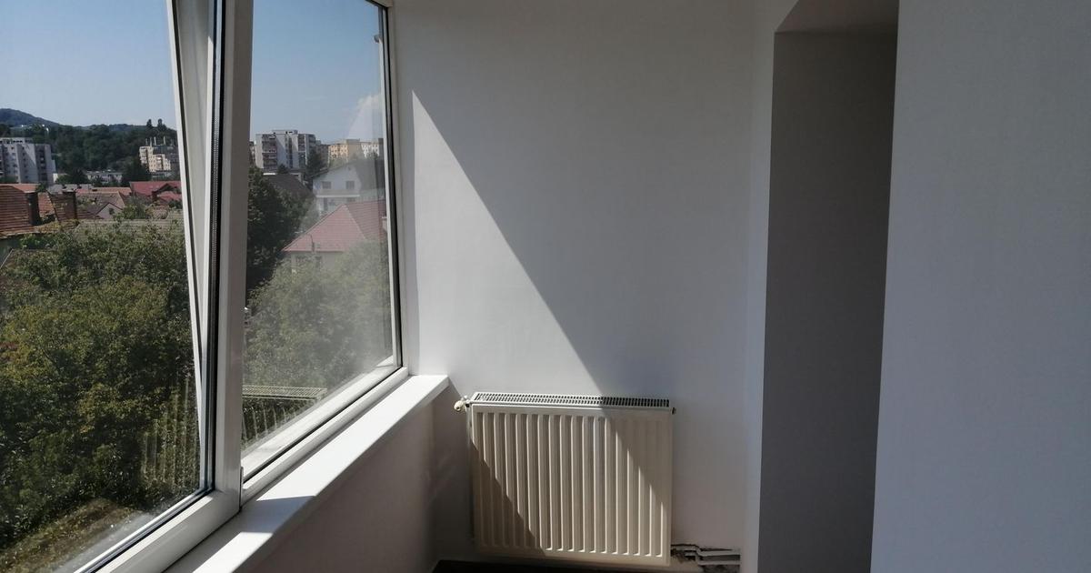Apartament decomandat cu 3 camere în zona Central, Brașov