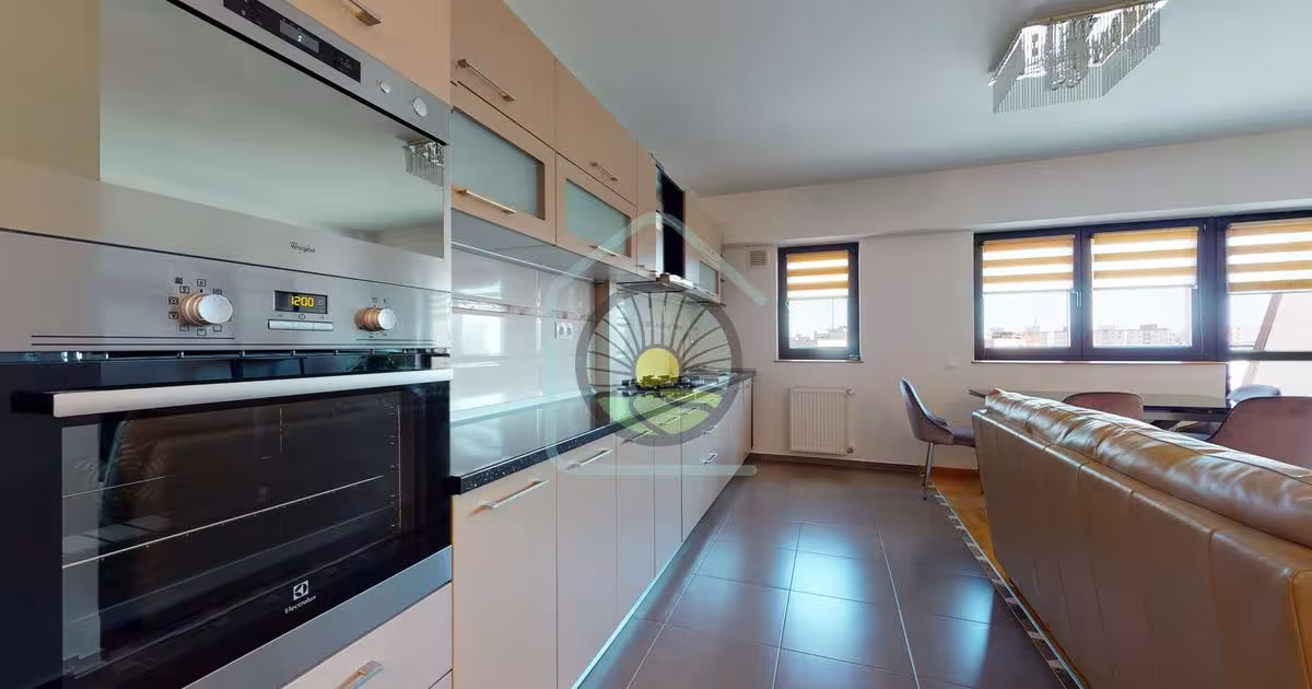 Apartament decomandat cu 3 camere în zona Centrul Civic, Brașov