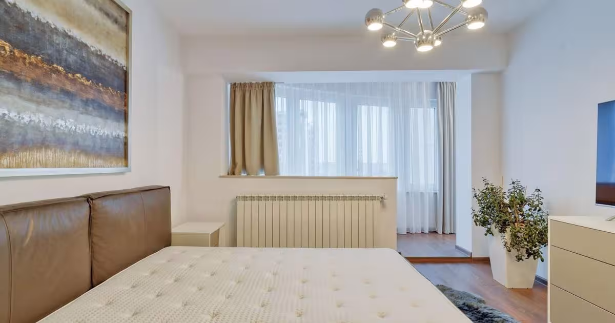 Apartament decomandat cu 4 camere în zona Centrul Civic, Brașov